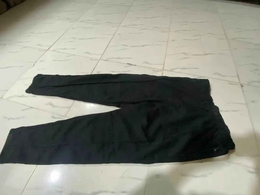 1 Pc Men's Cotton Plain Pleated Trousers