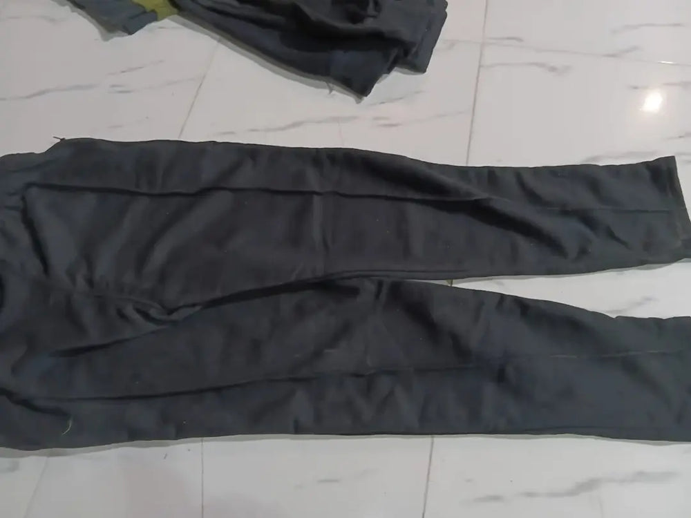 1 Pc Men's Cotton Plain Pleated Trousers